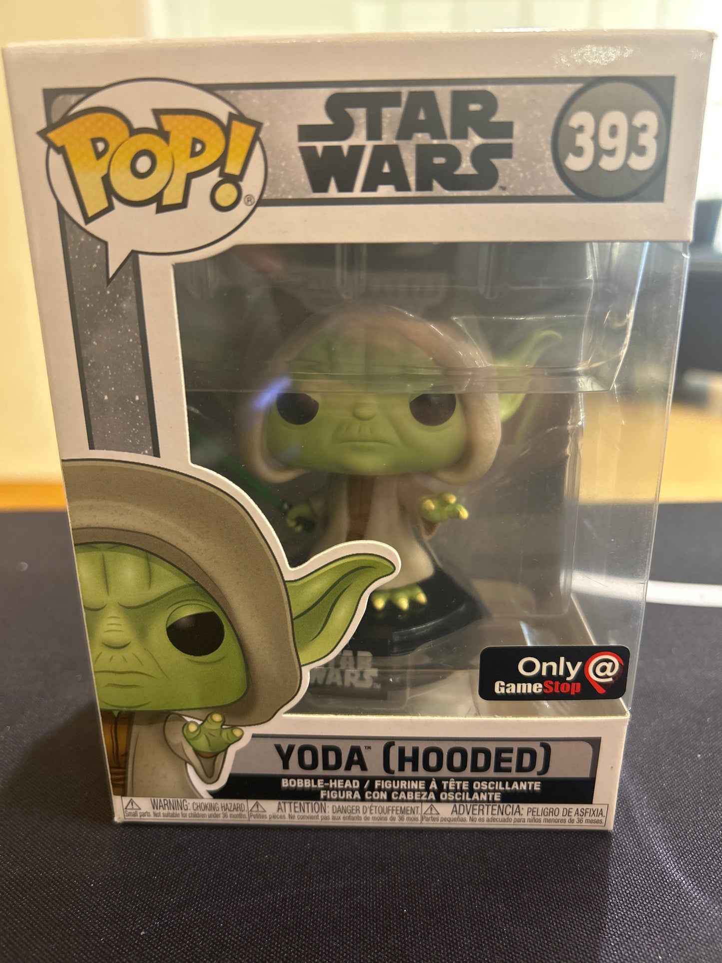 POP! STAR WARS 393 YODA (HOODED)