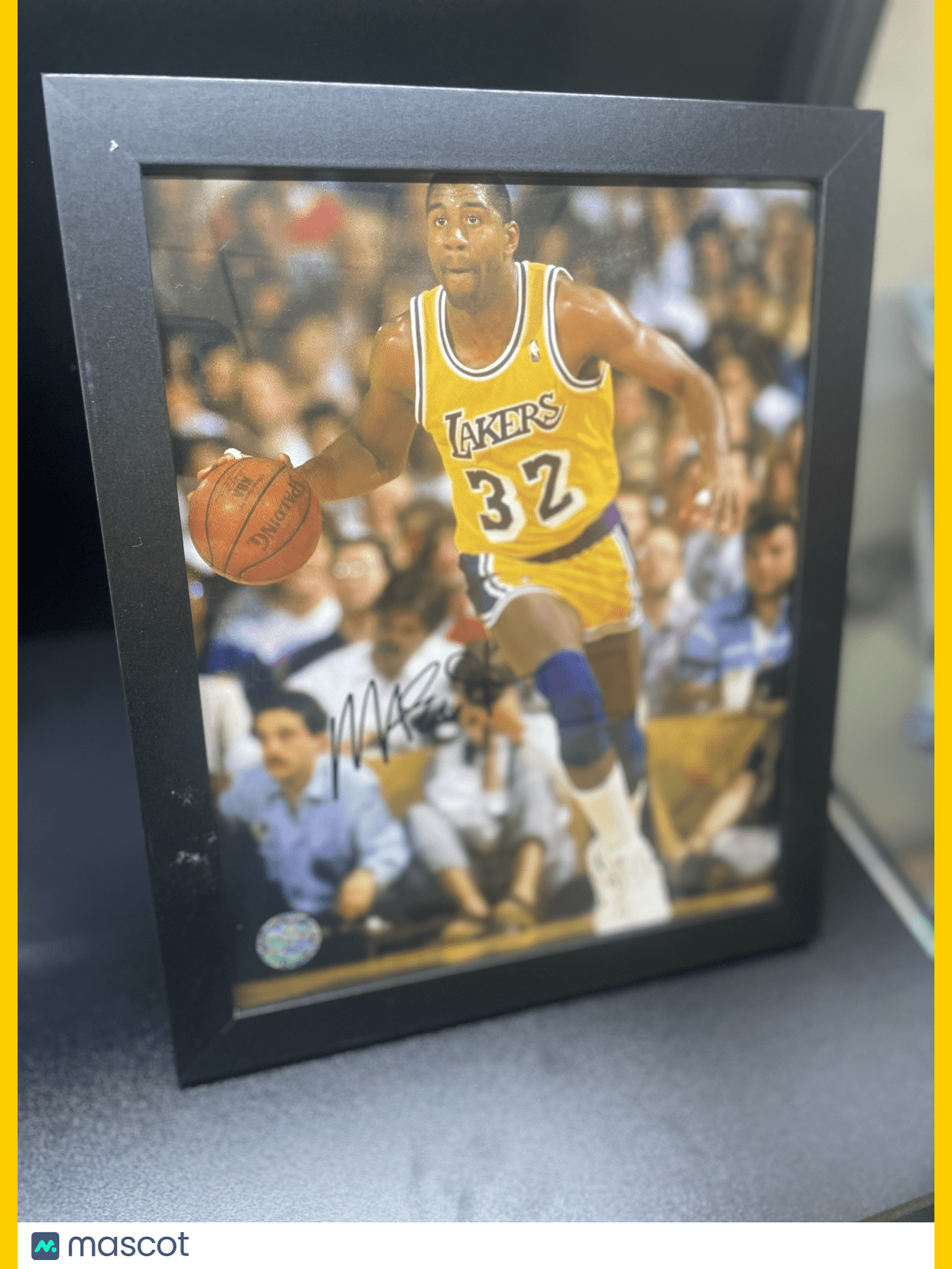 Earvin Magic johnson Signed Photo w/COA