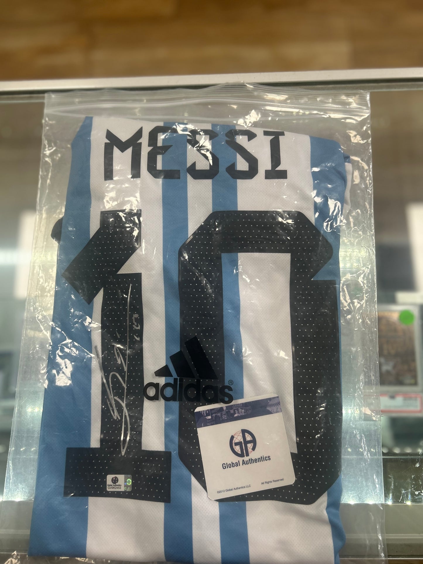 Lionel Messi Argentina Signed/Autographed Soccer Jersey w/COA