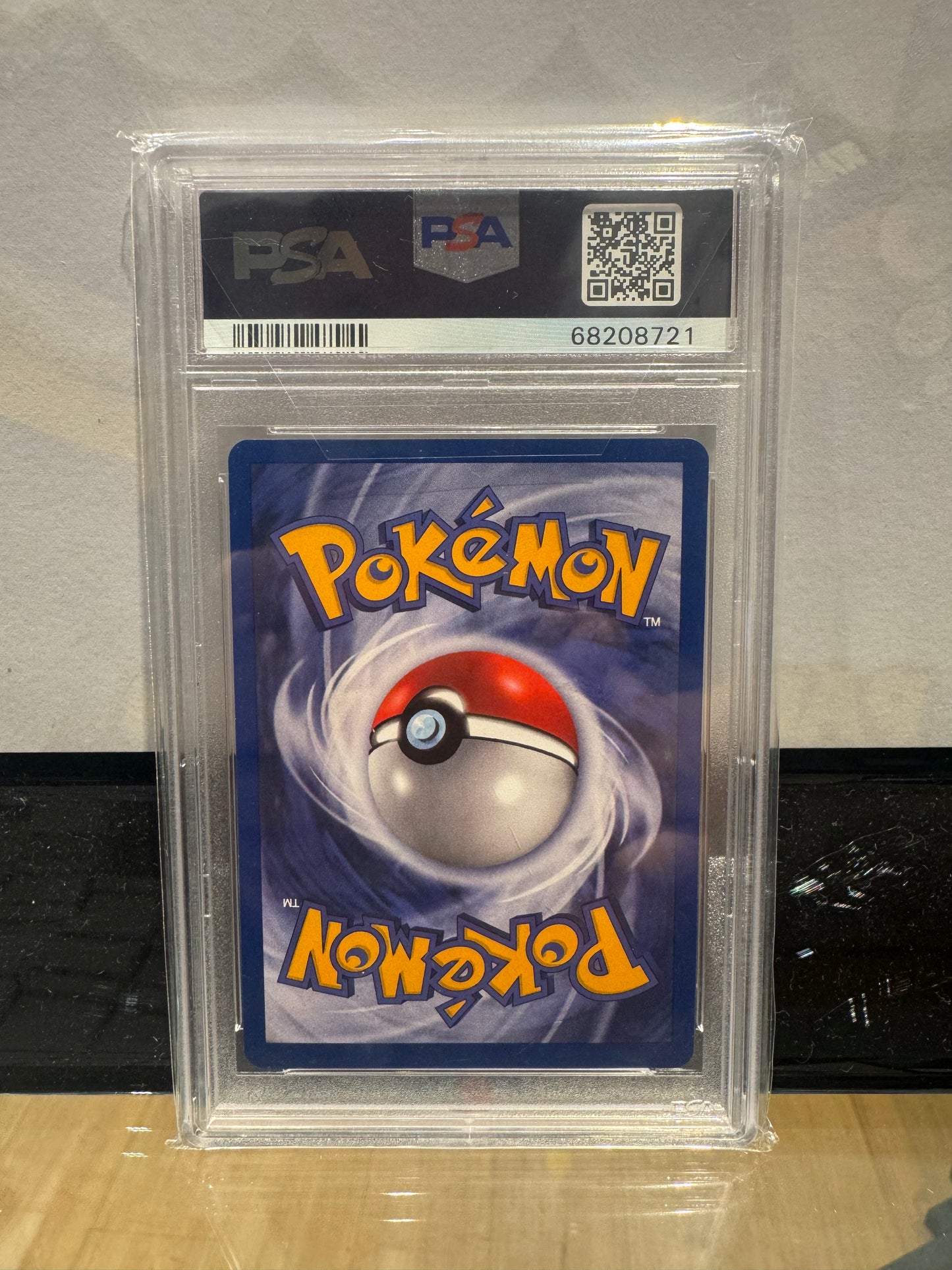 Moltres 2000 Pokemon Promo Black Star #21 Black Star-Aoki Error PSA 9