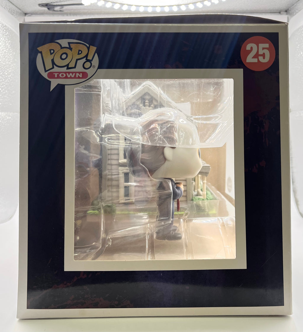 POP!Town—Halloween—Michael Myers With Myers House (Spirit Exclusive)