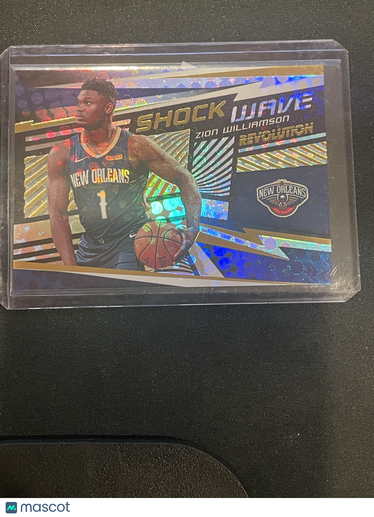 2020 2019-20 Panini Revolution Basketball Zion Williamson Shock Wave #21